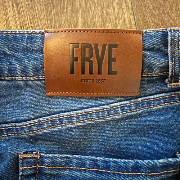 FRYE Classic Straight Leg Jeans Dark Wash Denim Size 4 / 27 - Picture 6 of 10
